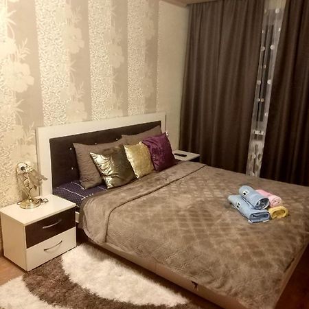 Apartment 2Bedrooms On Stalevarov Near State Medical University Zaporizhia Exterior foto