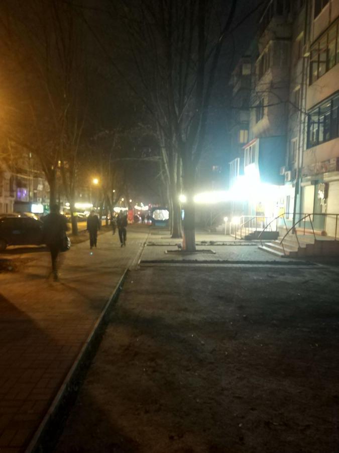 Apartment 2Bedrooms On Stalevarov Near State Medical University Zaporizhia Exterior foto